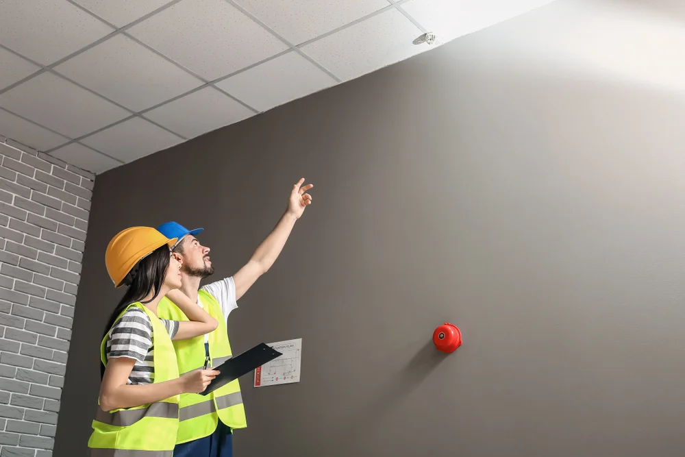 De beste voorbereiding voor glasvliesbehang in Purmerend is de ondergrond. Zorgt dat deze vlak en geschuurd is voor een optimale hechting met het glasvlies.